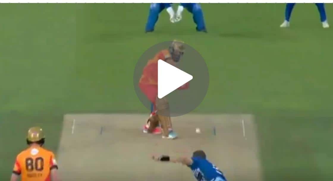 [Watch] Moeen Ali's Irresponsible Shot Gets Birmingham Phoenix In Further Trouble